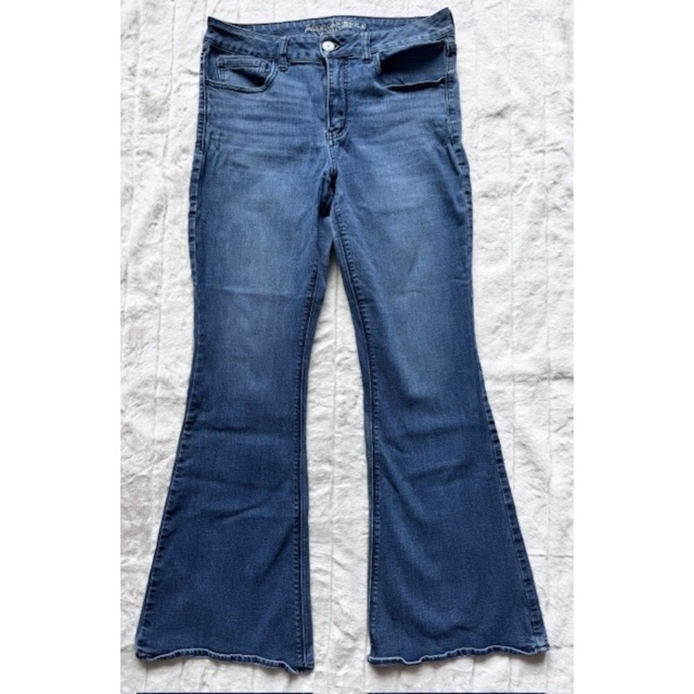 American Eagle Hi-Rise Artist Super Stretch Flare Jeans Blue 12 Regular Raw Hem